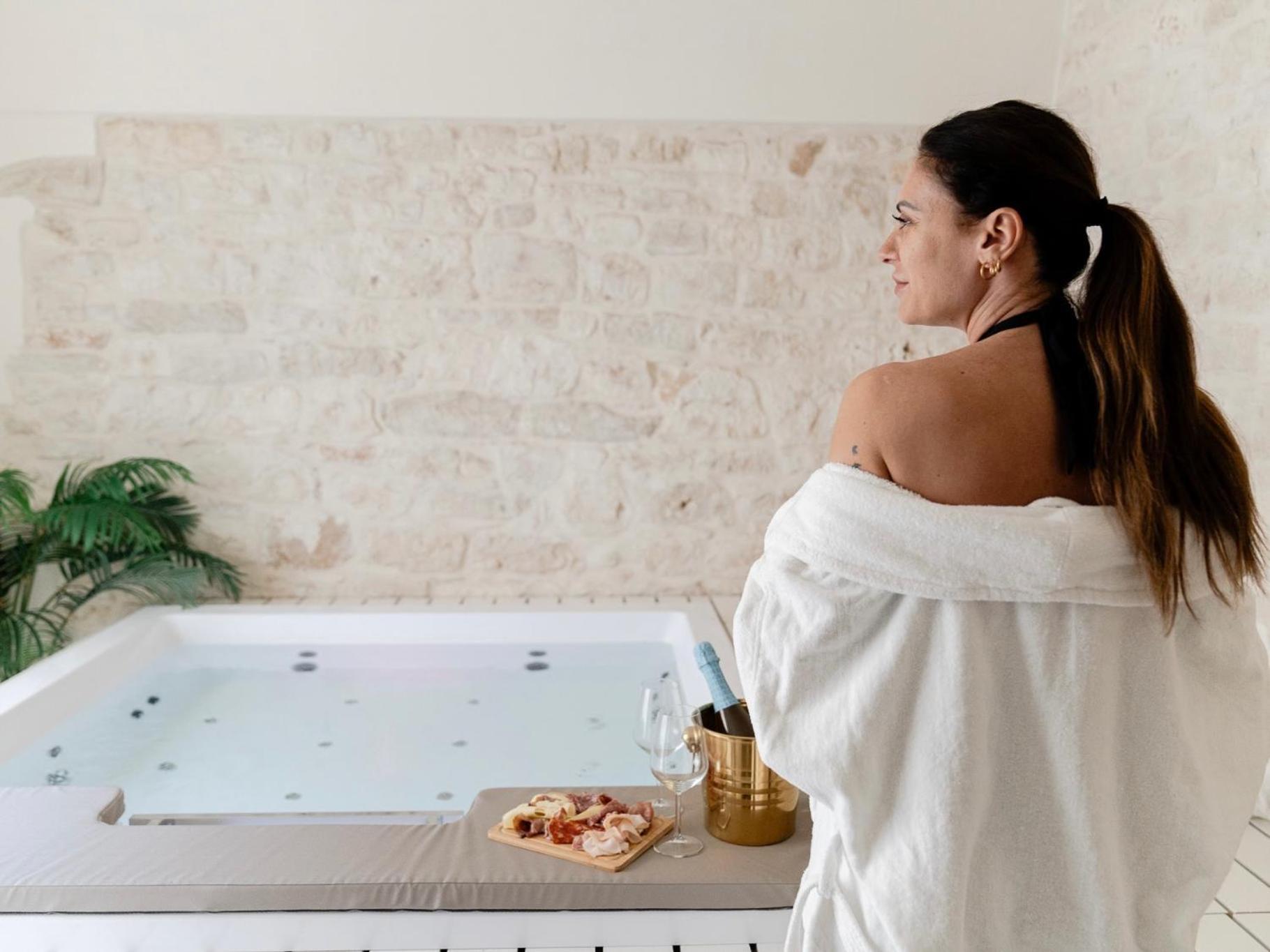 Aurluna Luxury Suites Bari Eksteriør bilde