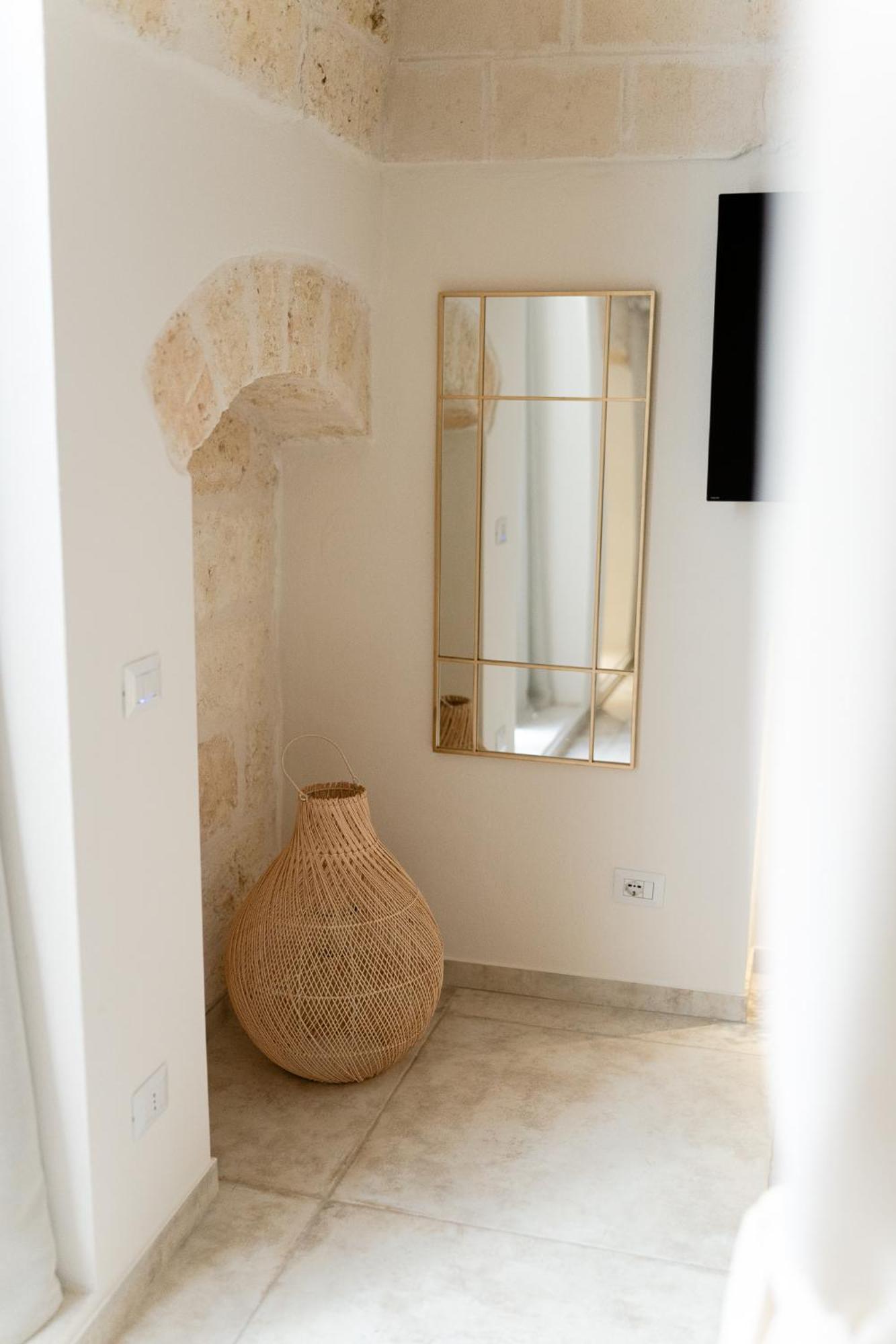 Aurluna Luxury Suites Bari Eksteriør bilde